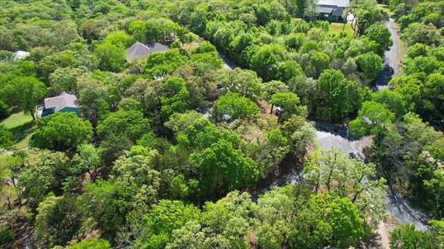 101 Lakewood Lane, Pottsboro, TX 75076