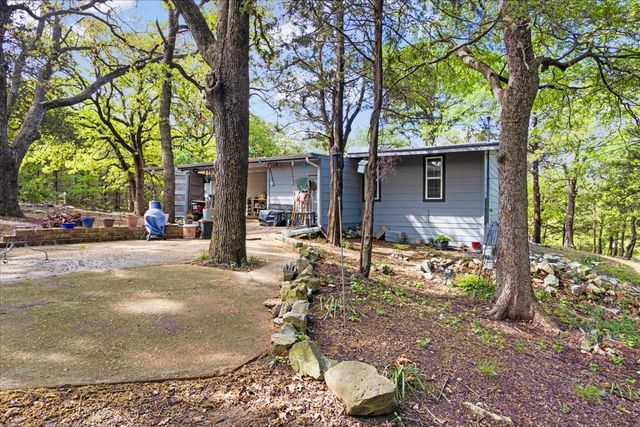 101 Lakewood Lane, Pottsboro, TX 75076