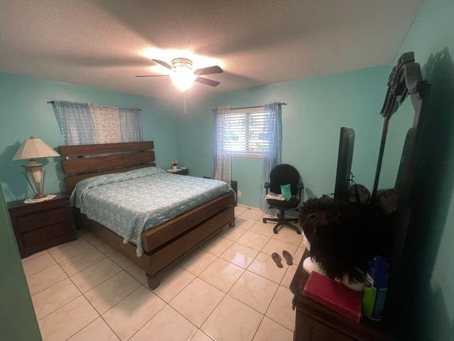 5706 NW 68th Terrace, Tamarac, FL 33321