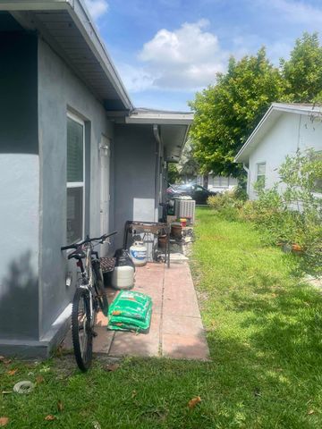 5706 NW 68th Terrace, Tamarac, FL 33321