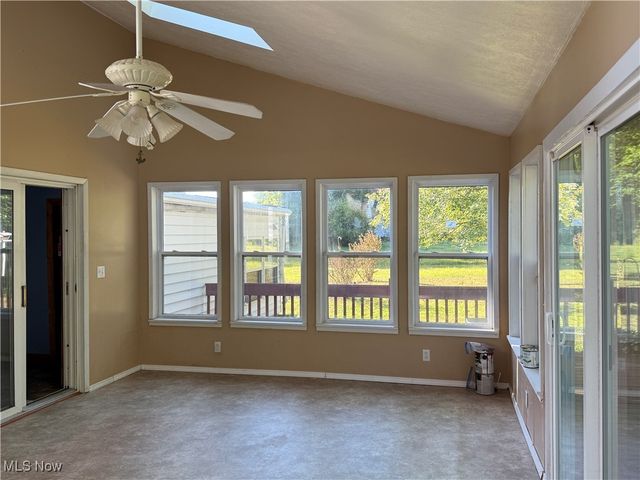 1555 Sodom Hutchings Road NE, Vienna, OH 44473