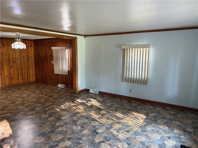 1555 Sodom Hutchings Road NE, Vienna, OH 44473