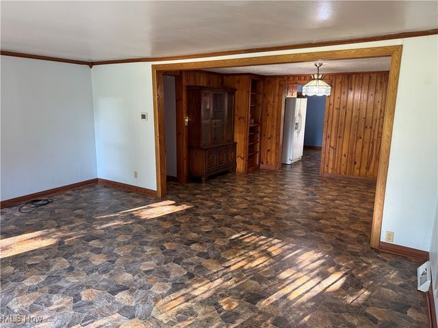 1555 Sodom Hutchings Road NE, Vienna, OH 44473