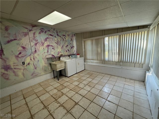 1555 Sodom Hutchings Road NE, Vienna, OH 44473