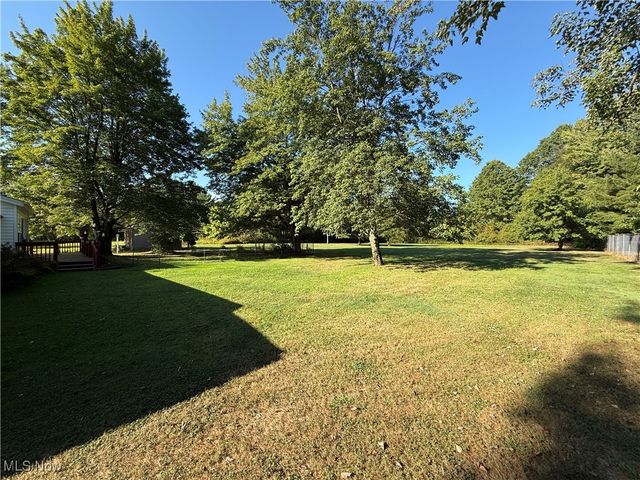 1555 Sodom Hutchings Road NE, Vienna, OH 44473