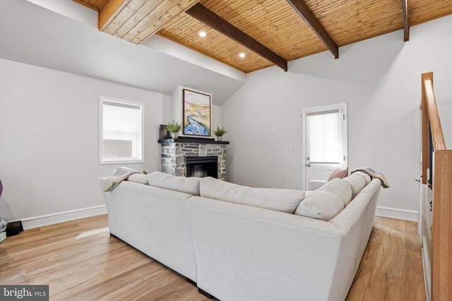 108 SUMMIT LN, Bala Cynwyd, PA 19004