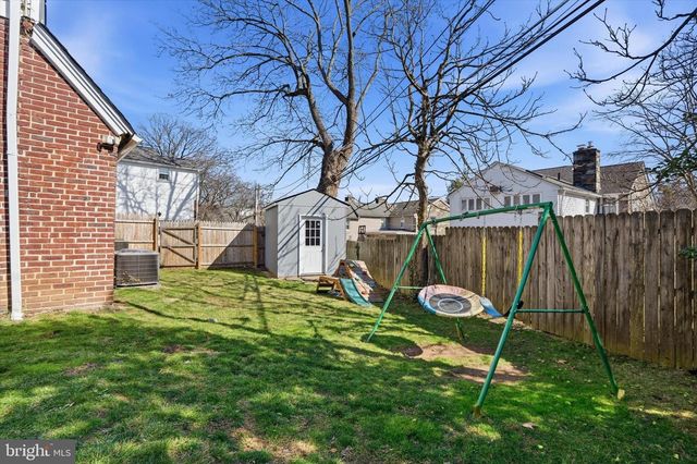 108 SUMMIT LN, Bala Cynwyd, PA 19004