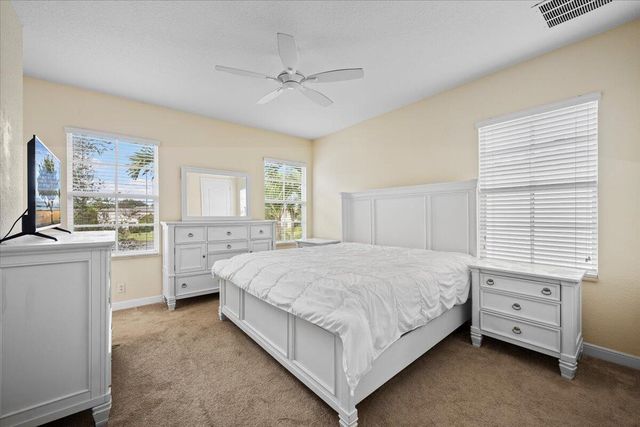 647 Castle Drive, Palm Beach Gardens, FL 33410