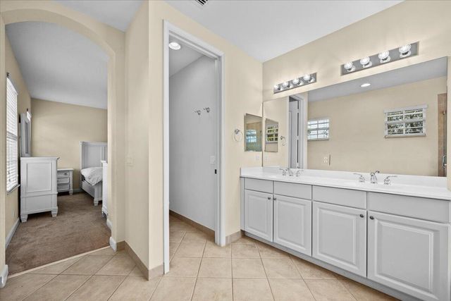 647 Castle Drive, Palm Beach Gardens, FL 33410