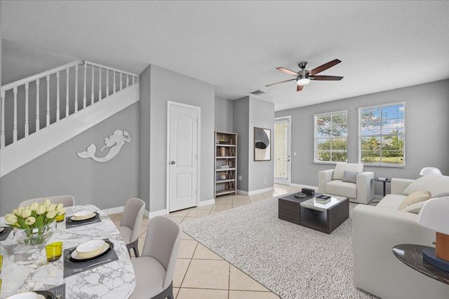 647 Castle Drive, Palm Beach Gardens, FL 33410