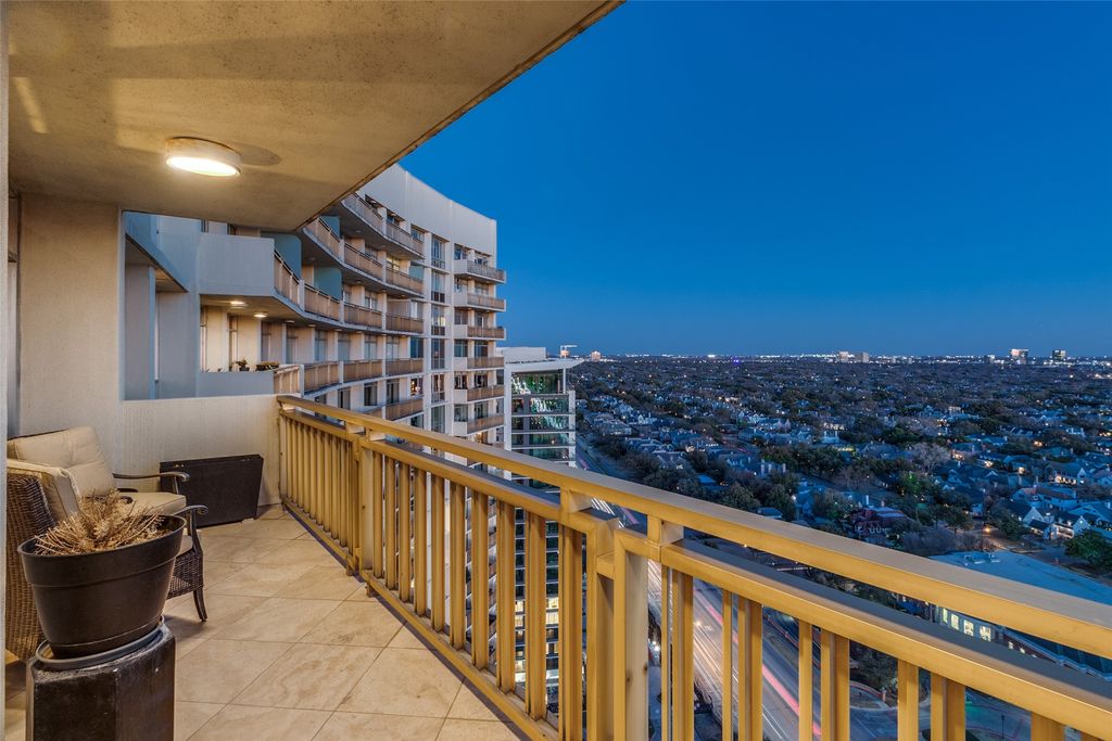 property-img