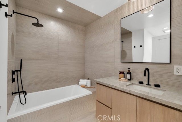 29269 Wagon Road, Agoura Hills, CA 91301