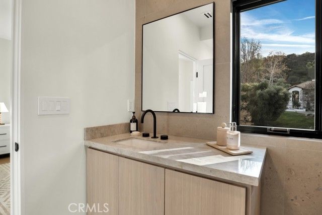 29269 Wagon Road, Agoura Hills, CA 91301