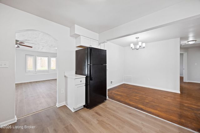 6604 Morocco Dr, Louisville, KY 40214