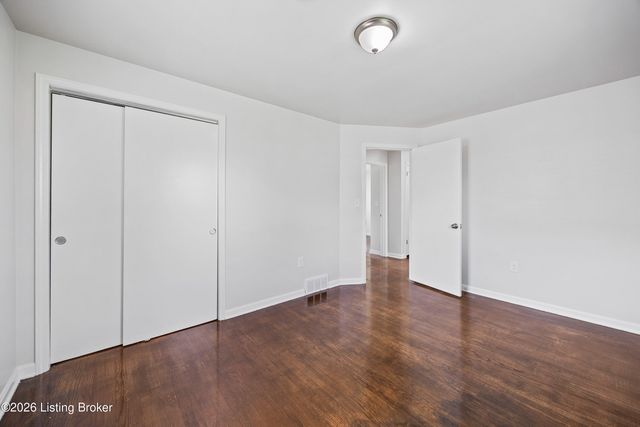 6604 Morocco Dr, Louisville, KY 40214