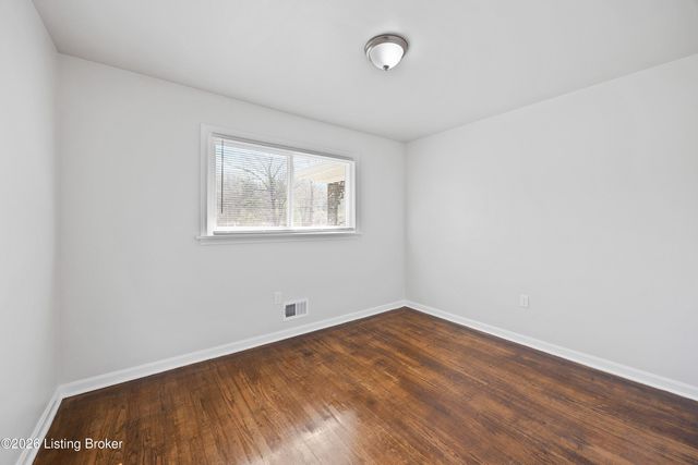 6604 Morocco Dr, Louisville, KY 40214