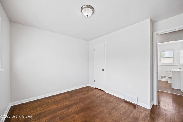 6604 Morocco Dr, Louisville, KY 40214