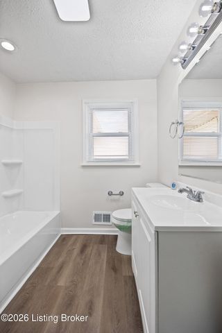 6604 Morocco Dr, Louisville, KY 40214