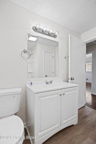 6604 Morocco Dr, Louisville, KY 40214