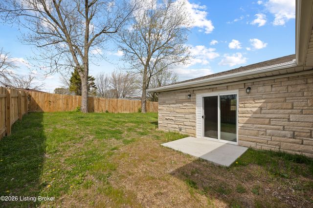 6604 Morocco Dr, Louisville, KY 40214