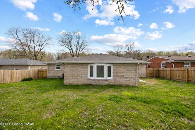 6604 Morocco Dr, Louisville, KY 40214