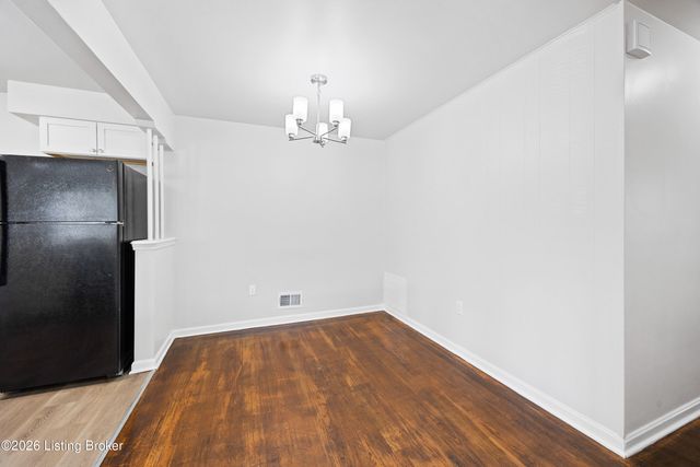 6604 Morocco Dr, Louisville, KY 40214