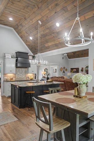 76 Maggie Lena Ln, Lafayette, TN 37083