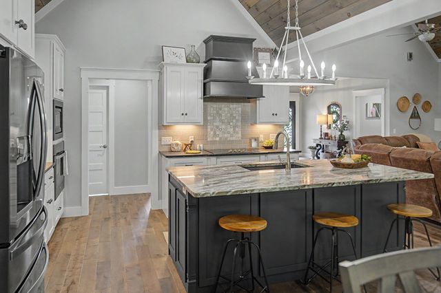 76 Maggie Lena Ln, Lafayette, TN 37083