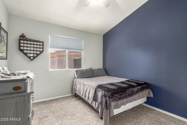 106 W SMOKE TREE Road, Gilbert, AZ 85233