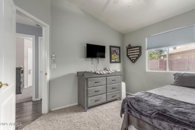 106 W SMOKE TREE Road, Gilbert, AZ 85233