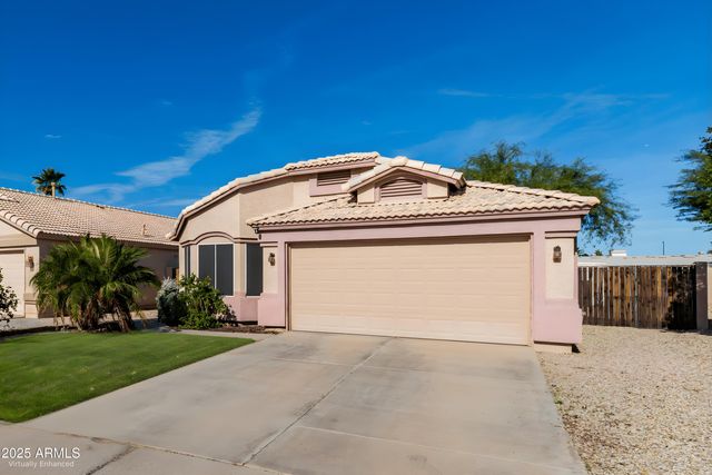 106 W SMOKE TREE Road, Gilbert, AZ 85233
