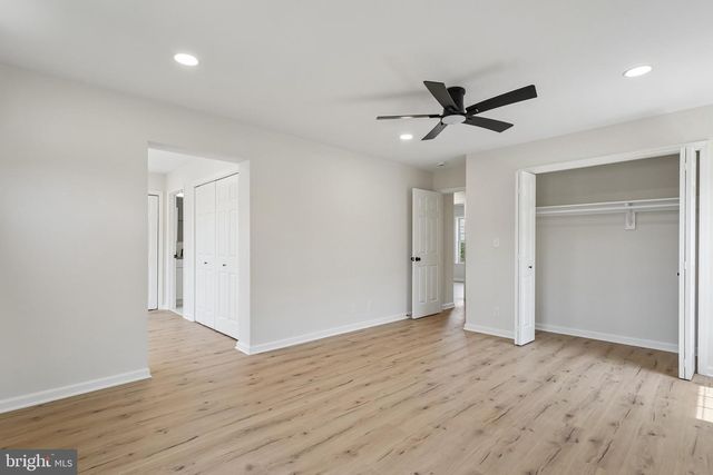 1992 RETTA GILLIAM CT SE, Washington, DC 20020