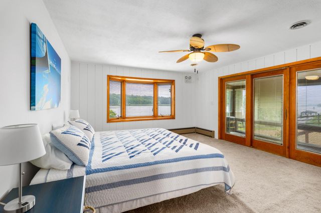 64 S SHORE RD, Elkton, MD 21921