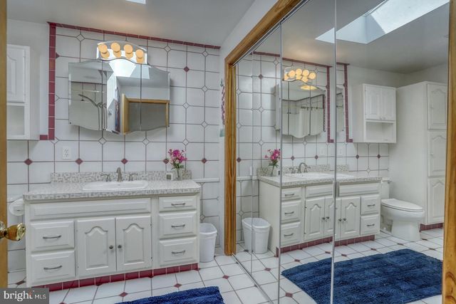 64 S SHORE RD, Elkton, MD 21921