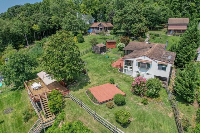 64 S SHORE RD, Elkton, MD 21921