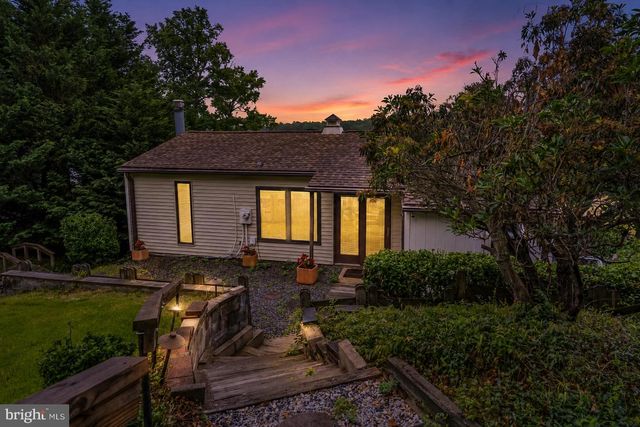 64 S SHORE RD, Elkton, MD 21921