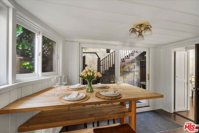 2951 Park Center Drive, Los Angeles, CA 90068