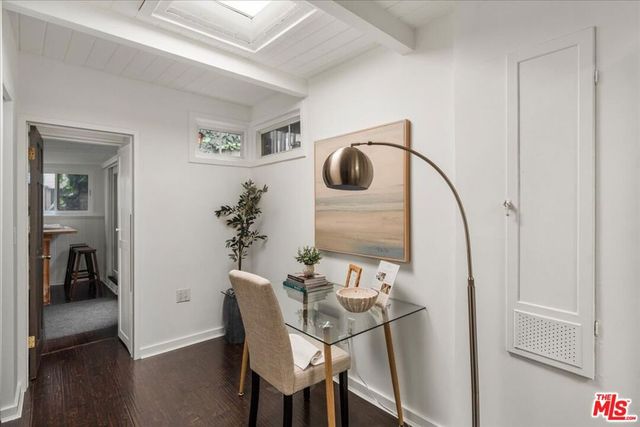 2951 Park Center Drive, Los Angeles, CA 90068