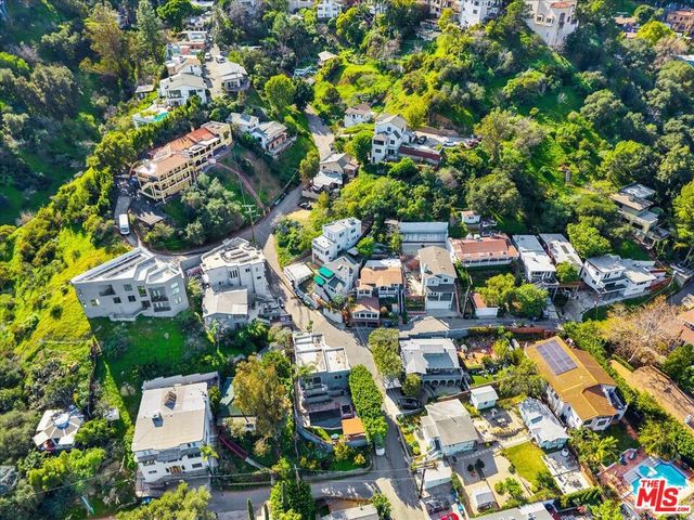 2951 Park Center Drive, Los Angeles, CA 90068