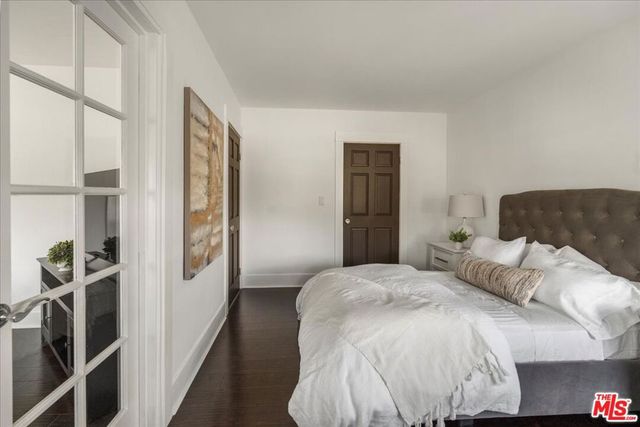 2951 Park Center Drive, Los Angeles, CA 90068