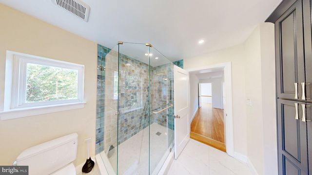 11 INDIAN SPRING DR, Silver Spring, MD 20901