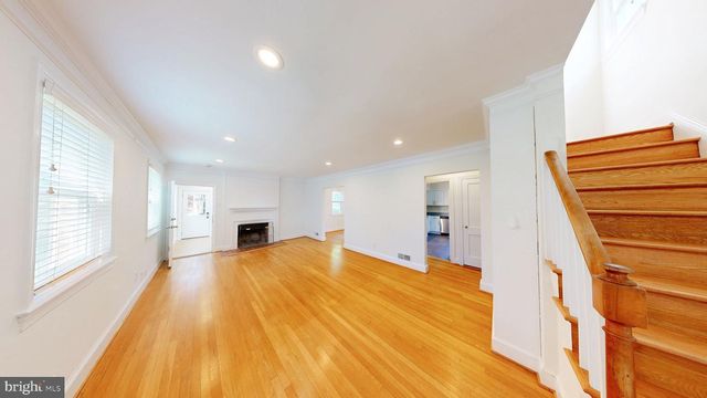 11 INDIAN SPRING DR, Silver Spring, MD 20901