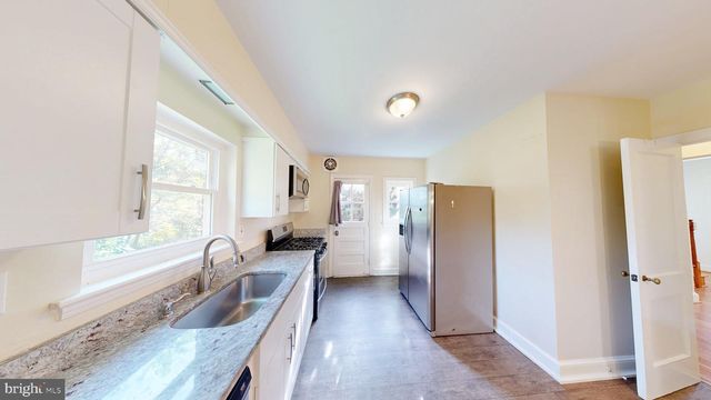 11 INDIAN SPRING DR, Silver Spring, MD 20901