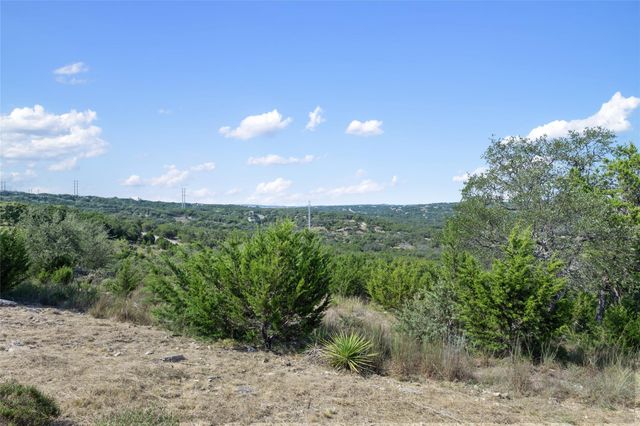 2808 Lakehurst RD, Spicewood, TX 78669