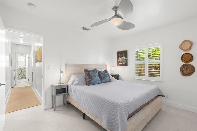 1522 NE 17th Terrace, Fort Lauderdale, FL 33304