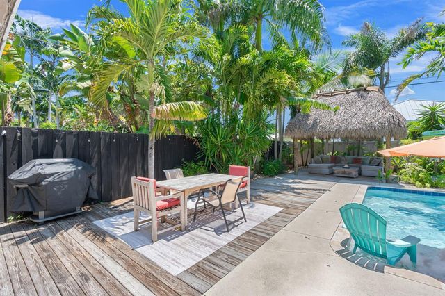 1522 NE 17th Terrace, Fort Lauderdale, FL 33304