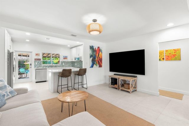 1522 NE 17th Terrace, Fort Lauderdale, FL 33304