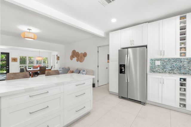 1522 NE 17th Terrace, Fort Lauderdale, FL 33304