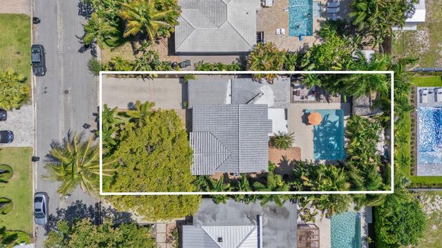1522 NE 17th Terrace, Fort Lauderdale, FL 33304