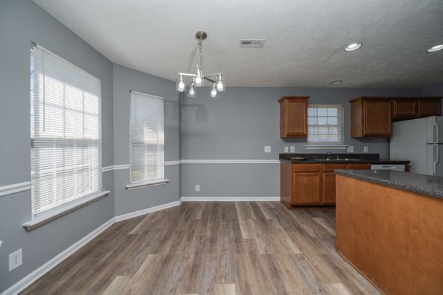 124 Breeze Dr, Murfreesboro, TN 37129